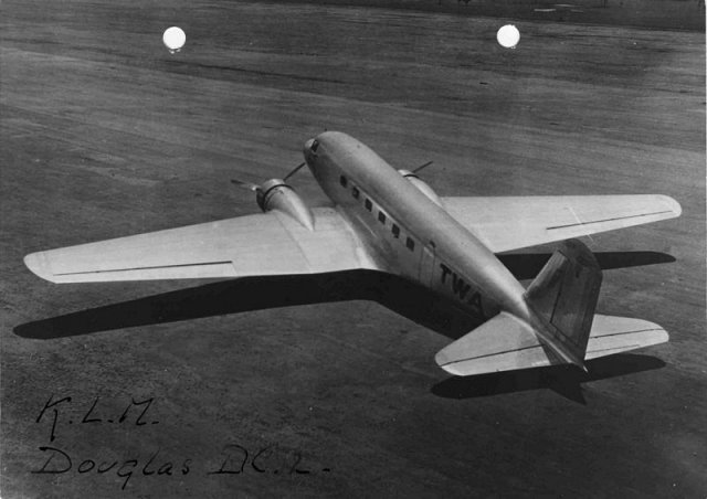 macrobertson race 1934 dc-2 of twa klm entry 0823-0015